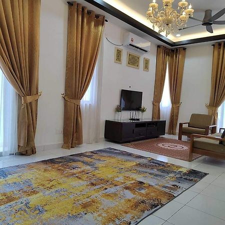 Homestay Greenway Pasir Gudang Buitenkant foto