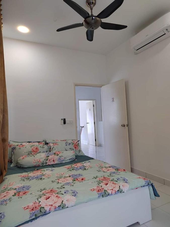 Homestay Greenway Pasir Gudang Buitenkant foto